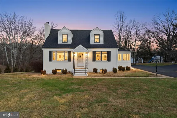 $4,200 | 11410 Waples Mill Road, Oakton, VA 22124