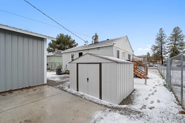 $364,995 | 724 East Joseph Avenue, Spokane, WA 99208