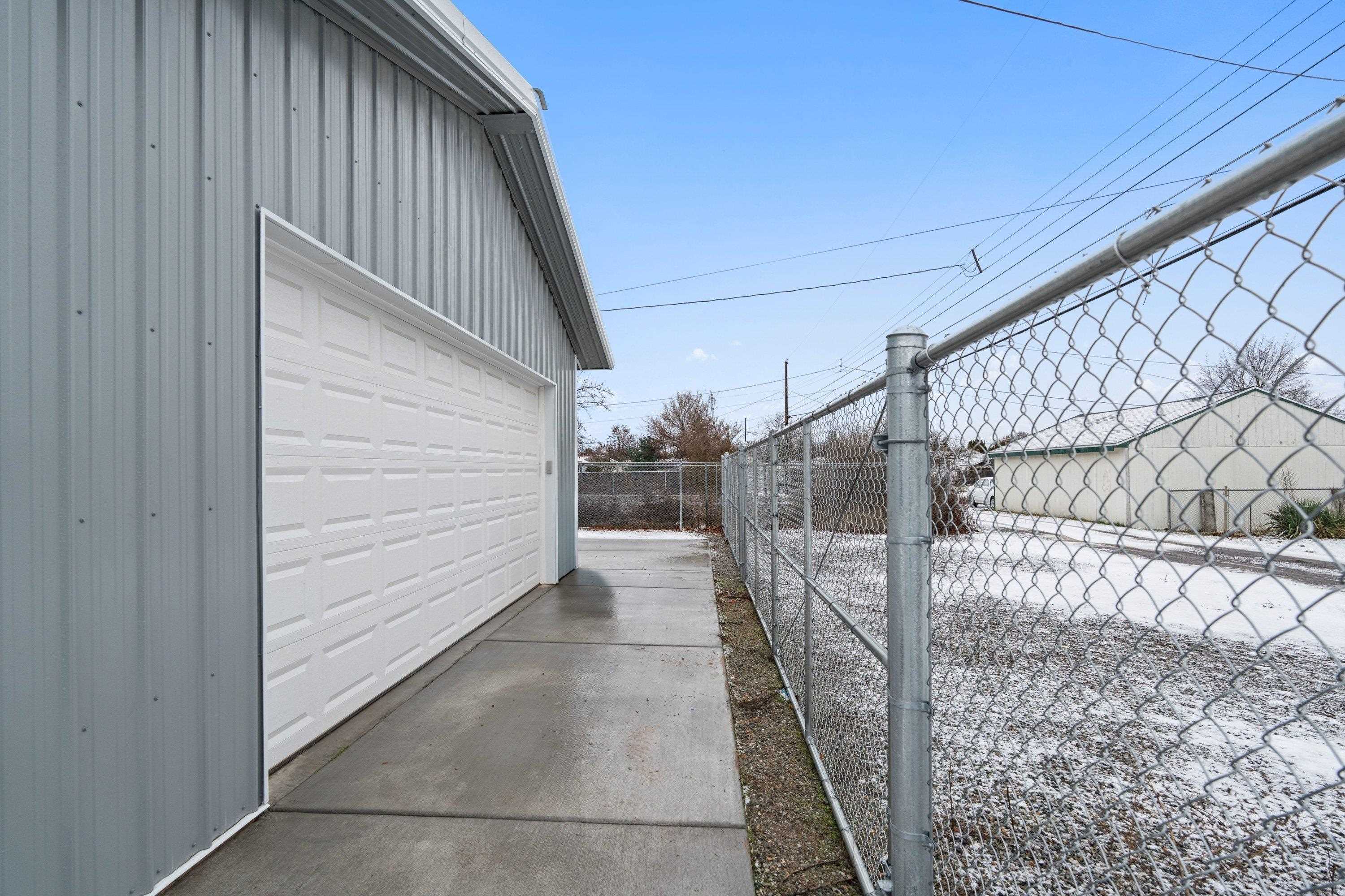 724 East Joseph Avenue Spokane, WA 99208 - Photo 36 of 40