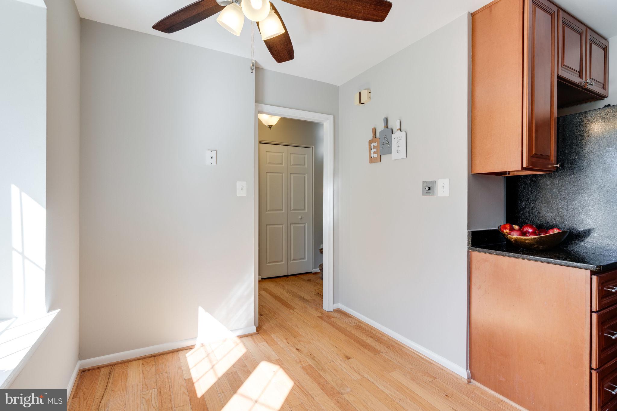 7241 Reservoir Road Springfield, VA 22150 - Photo 11 of 68