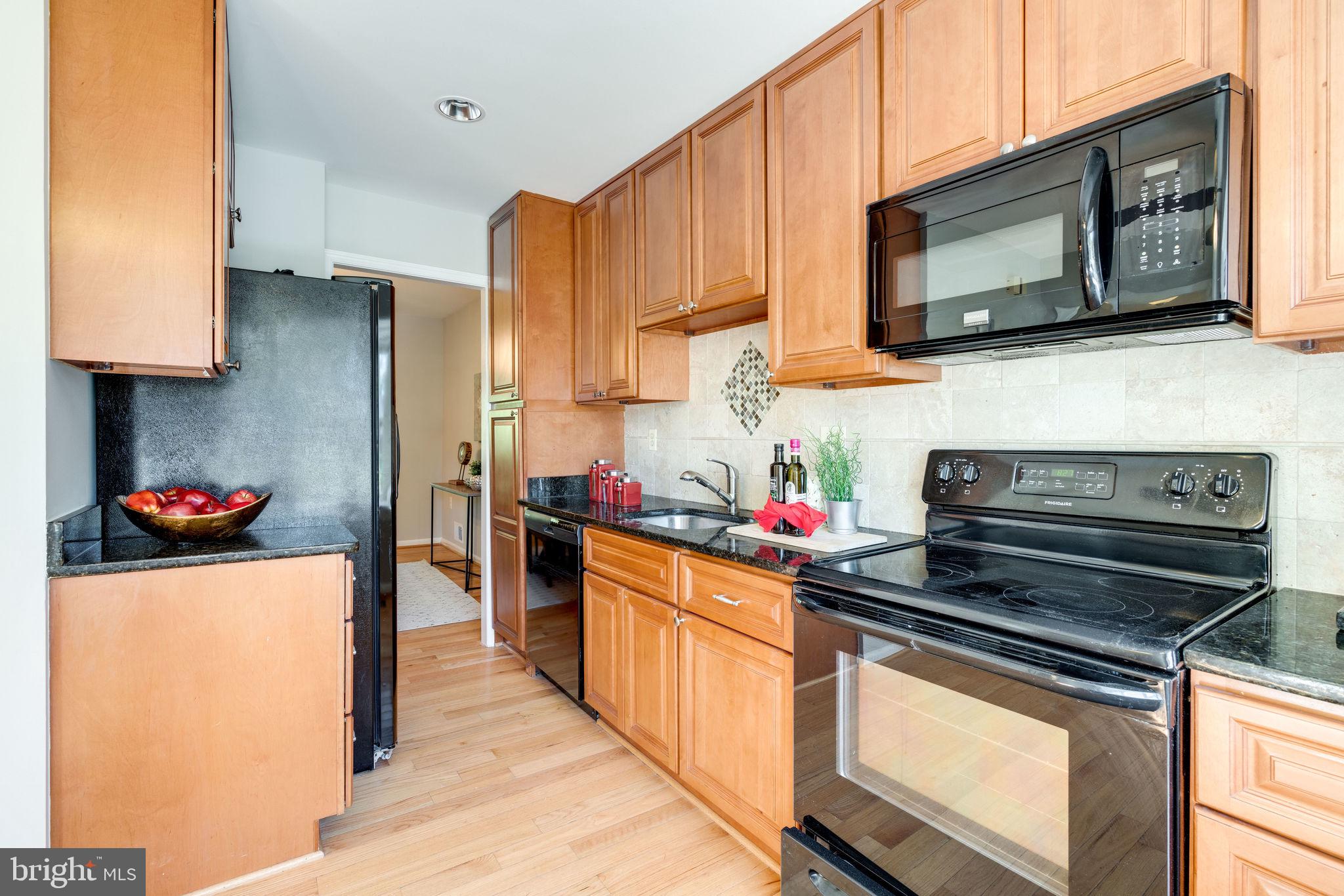 7241 Reservoir Road Springfield, VA 22150 - Photo 10 of 68