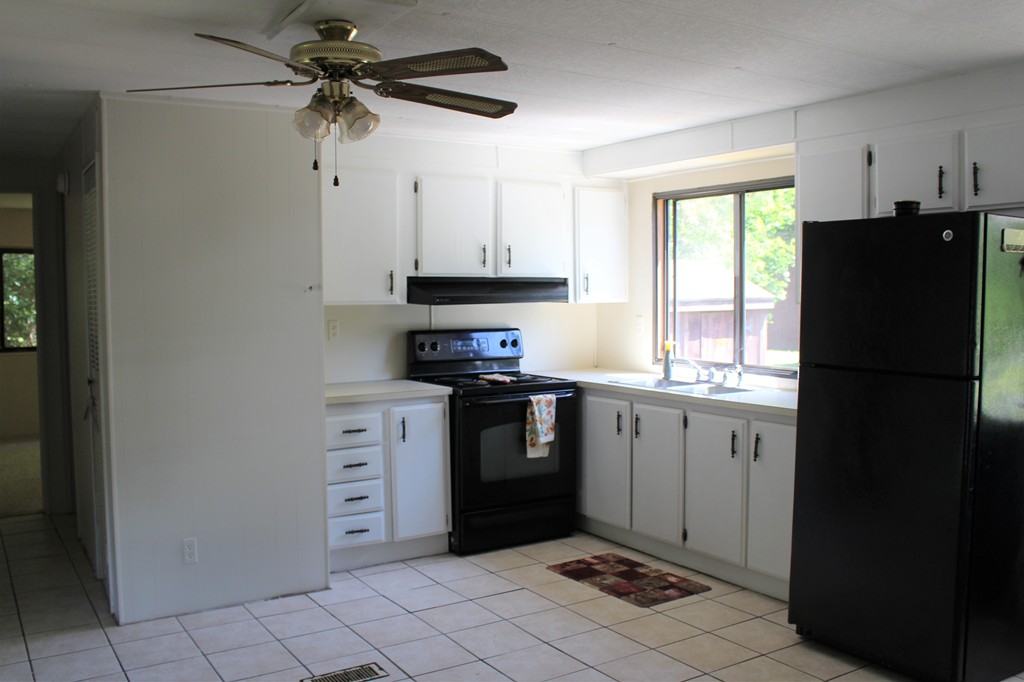46 David Road Carver, MA 02330 - Photo 8 of 18 Gallery Image 8