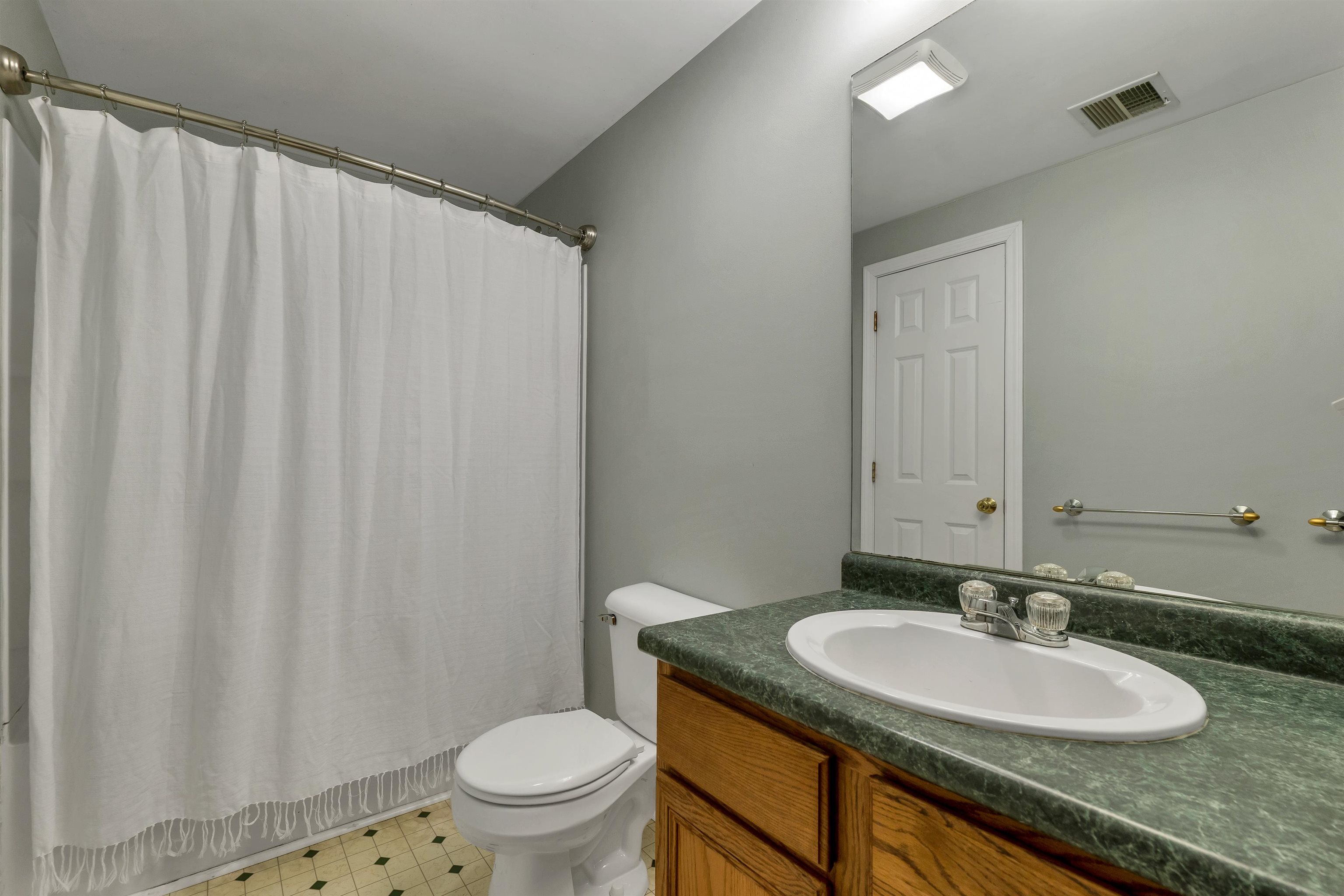 422 Ledgeview Drive Rochester, NH 03839 - Photo 18 of 33