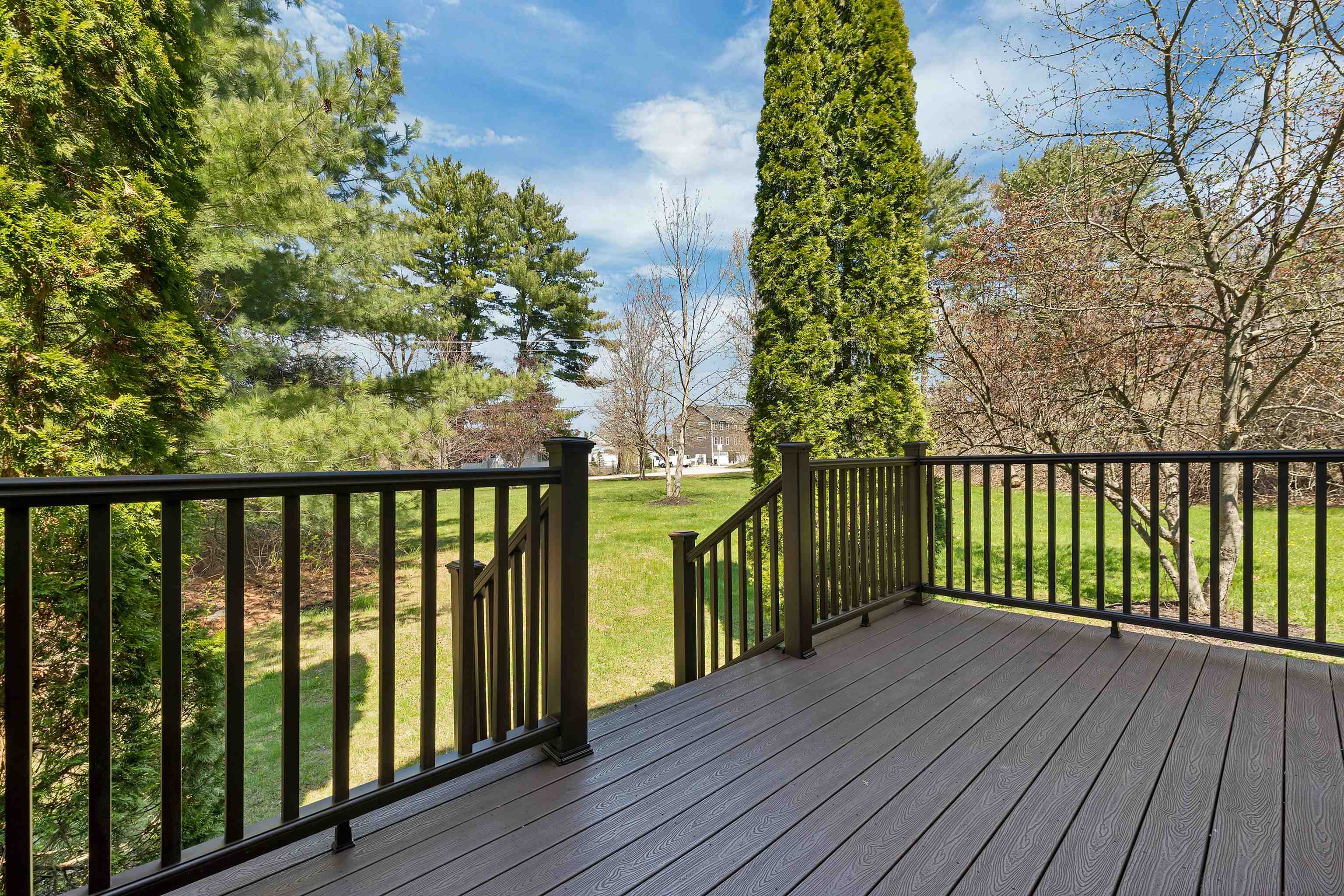 422 Ledgeview Drive Rochester, NH 03839 - Photo 24 of 33