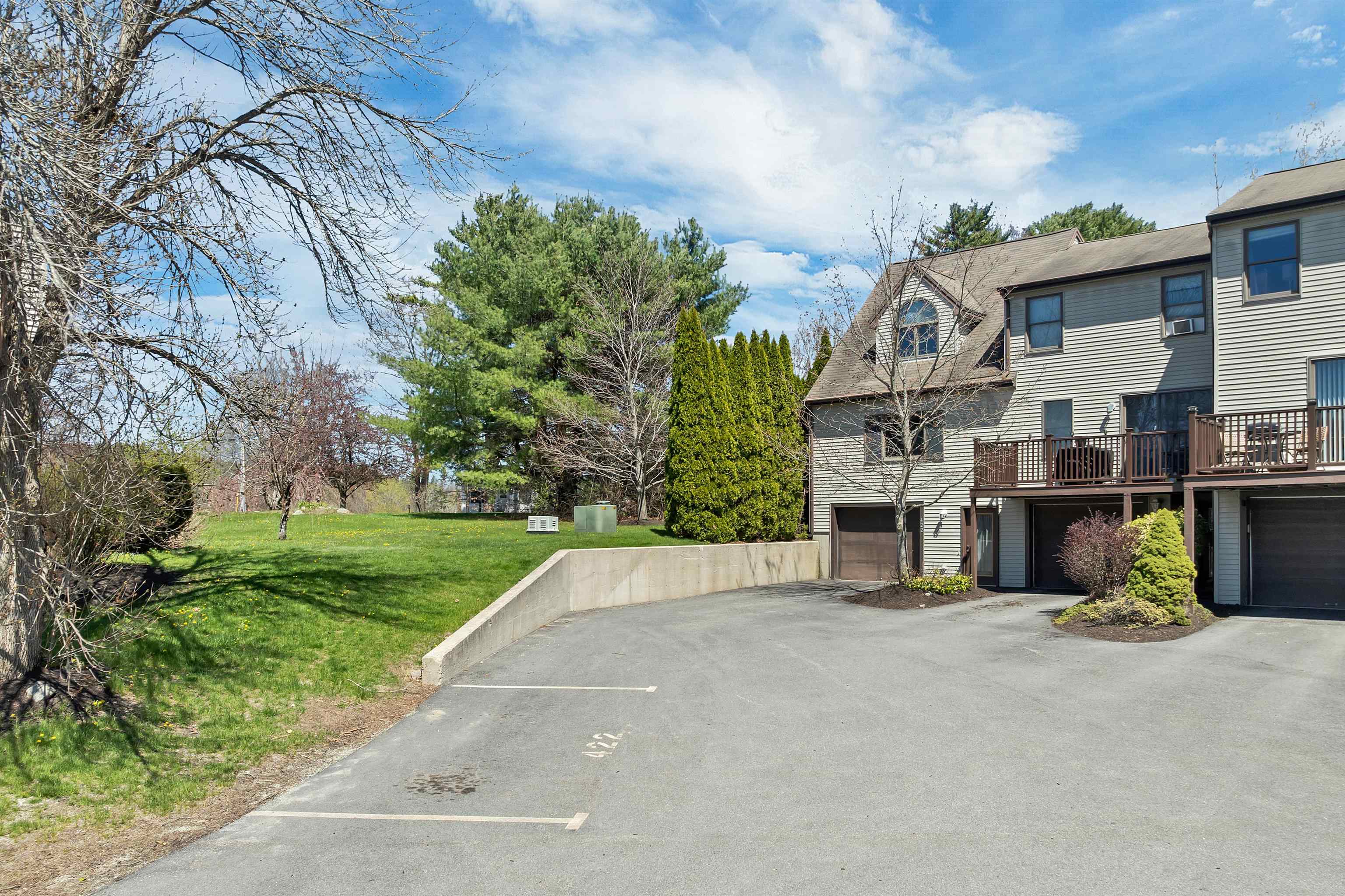 422 Ledgeview Drive Rochester, NH 03839 - Photo 25 of 33