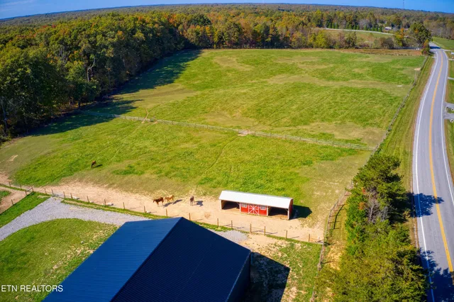 $395,000 | 1008 Tanglewood Boulevard, Jamestown, TN 38556