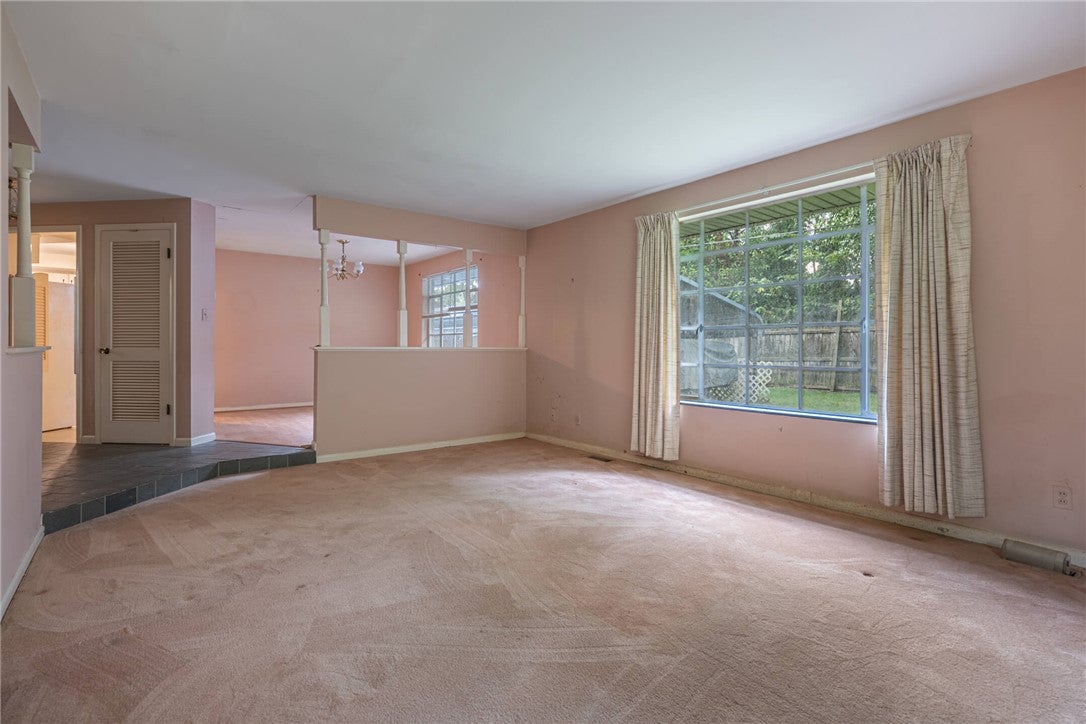 21 Lynn Rae Circle Dayton, OH 45458 - Photo 4 of 29 Gallery Image 4