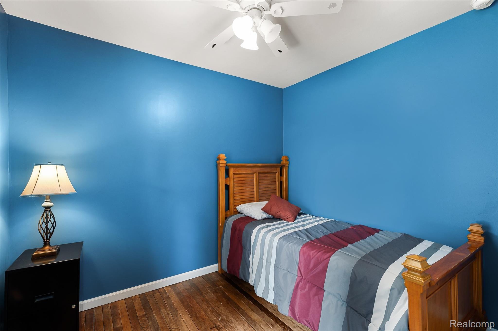 13895 Hibner Road Hartland, MI 48353 - Photo 30 of 43 33.Bedroom