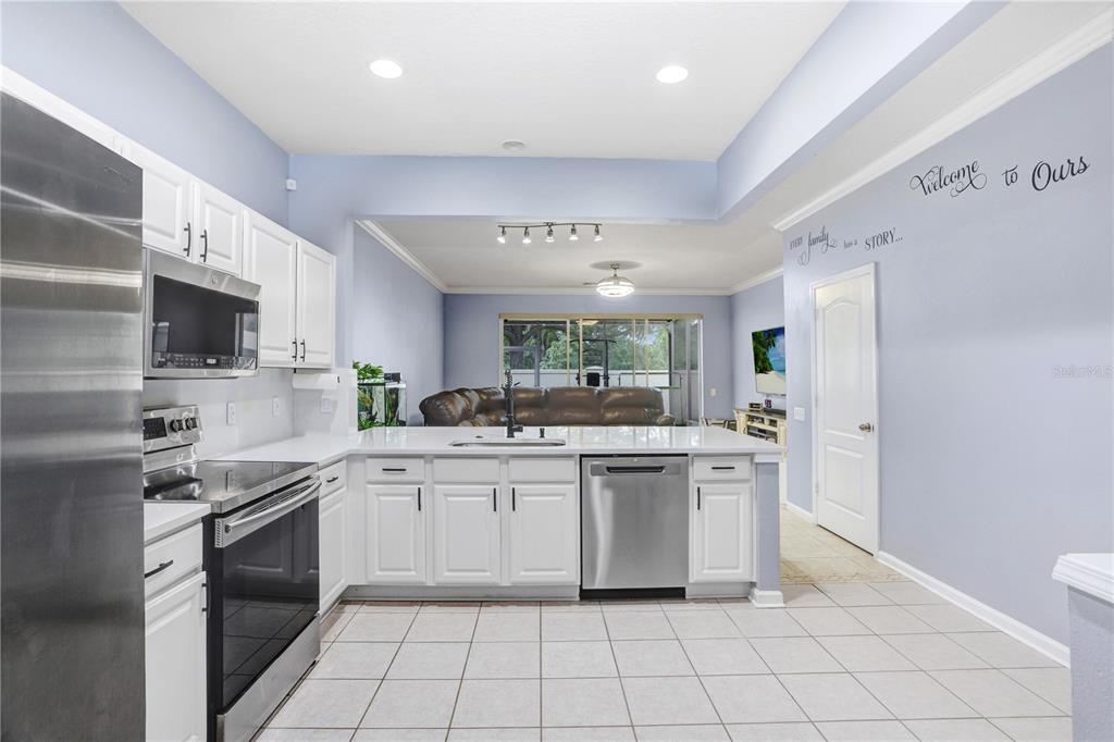 4986 Pond Ridge Drive Riverview, FL 33578 - Photo 6 of 28