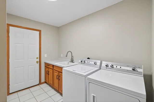 $450,000 | 14606 Beverly Lane, Savage, MN 55378