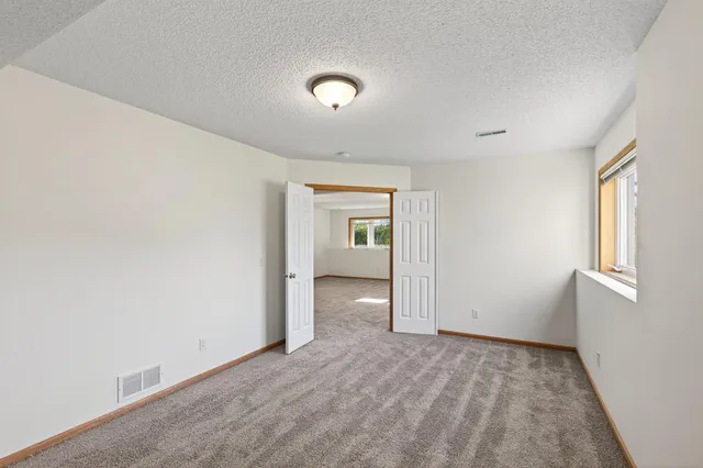 $450,000 | 14606 Beverly Lane, Savage, MN 55378