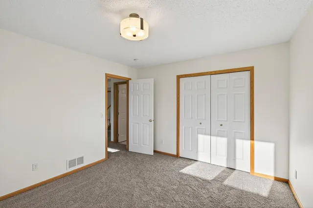 $450,000 | 14606 Beverly Lane, Savage, MN 55378