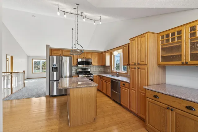 $450,000 | 14606 Beverly Lane, Savage, MN 55378