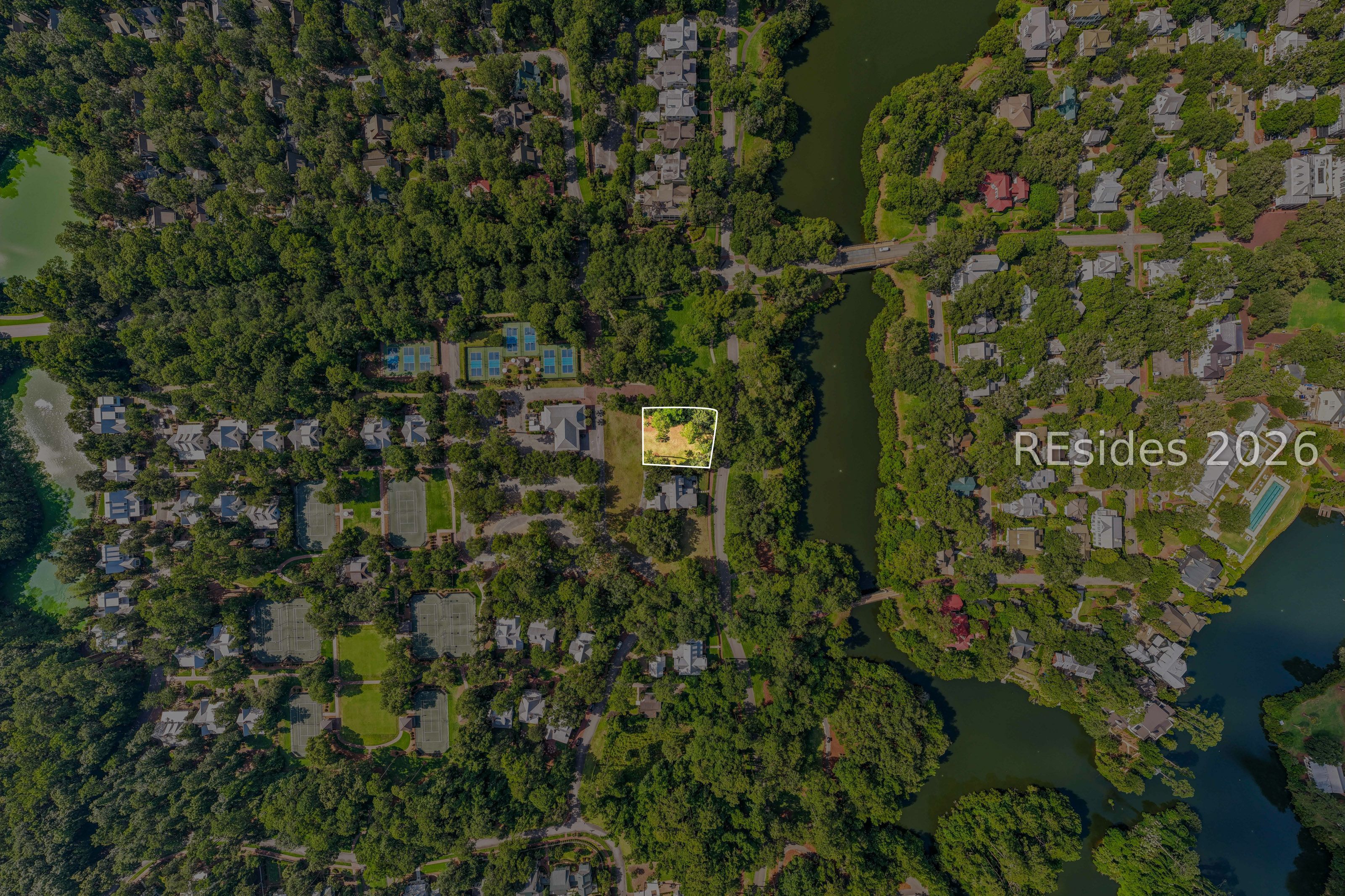 408 Mt Pelia Road Bluffton, SC 29910 - Photo 4 of 39