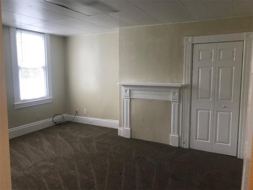 129 Friday Road Pittsburgh, PA 15209 - Photo 6 of 16 LIVINGROOM