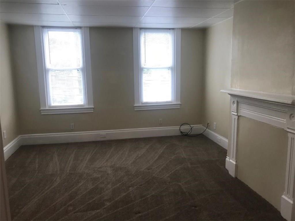 129 Friday Road Pittsburgh, PA 15209 - Photo 7 of 16 LIVINGROOM