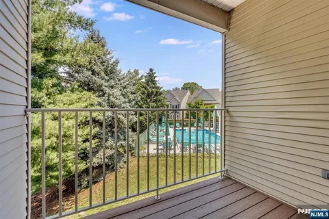 $479,000 | 200 Cambridge Court, Unit G100, Clifton, NJ 07014