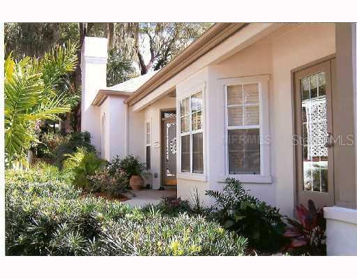 618 High Point Drive Mount Dora, FL 32757 - Photo 1 of 1 Exterior Front