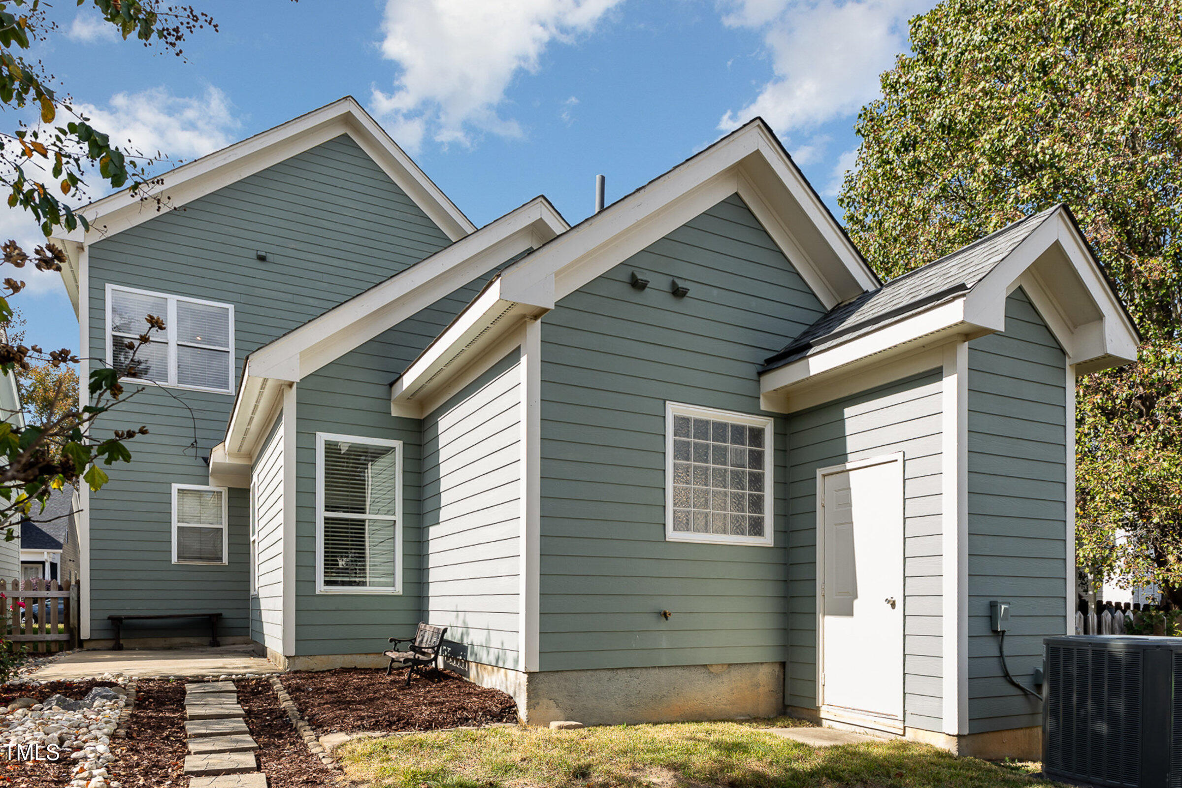 10920 Connally Lane Raleigh, NC 27614 - Photo 21 of 23 025_file_517