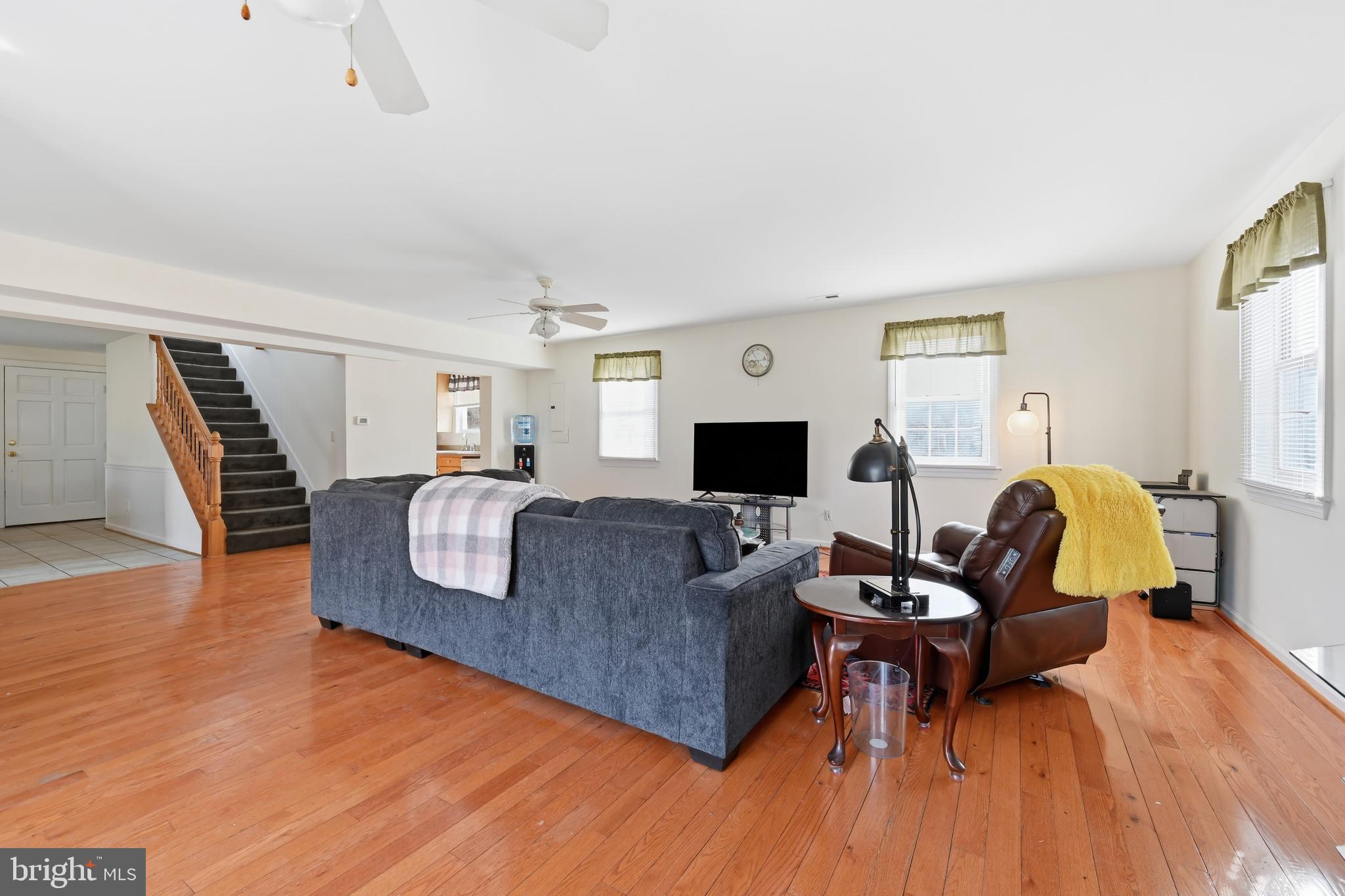 1150 Little Creek Road Chester, MD 21619 - Photo 12 of 24 Living room