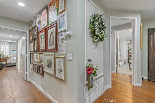 $875,000 | 10409 Riverside Drive, Unit 204, Toluca Lake, CA 91602