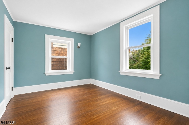 585 Ridge Street Newark, NJ 07104 - Photo 22 of 34