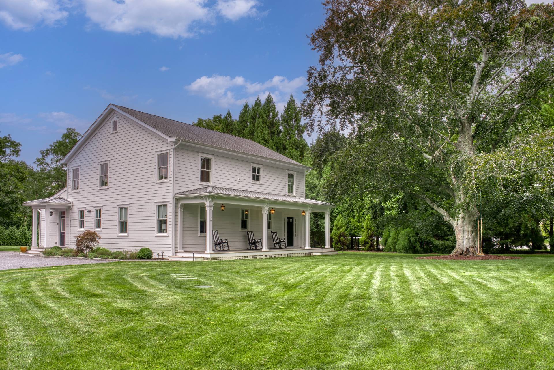 129 South Country Road Remsenburg, NY 11960 - Photo 2 of 29 Gallery Image 2