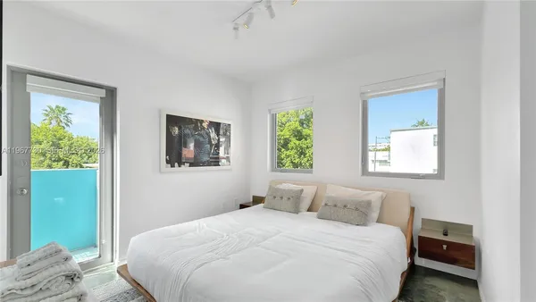 $3,040,000 | 734 Michigan Avenue, Miami Beach, FL 33139