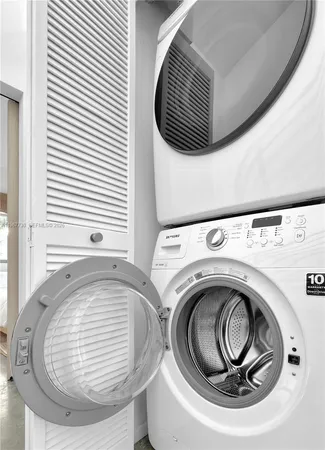 $3,040,000 | 734 Michigan Avenue, Miami Beach, FL 33139