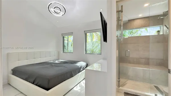 $3,040,000 | 734 Michigan Avenue, Miami Beach, FL 33139