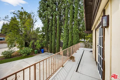 $899,000 | 23255 Covello Street, Canoga Park, CA 91304