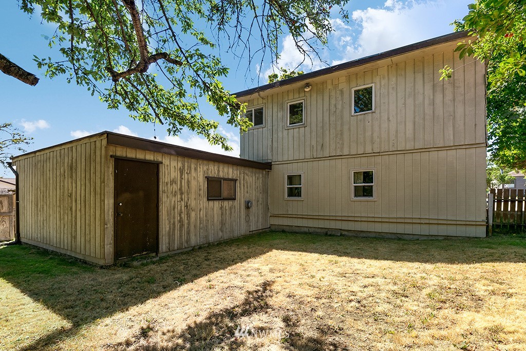 932 North 89th Street Seattle, WA 98103 - Photo 20 of 23 Gallery Image 20
