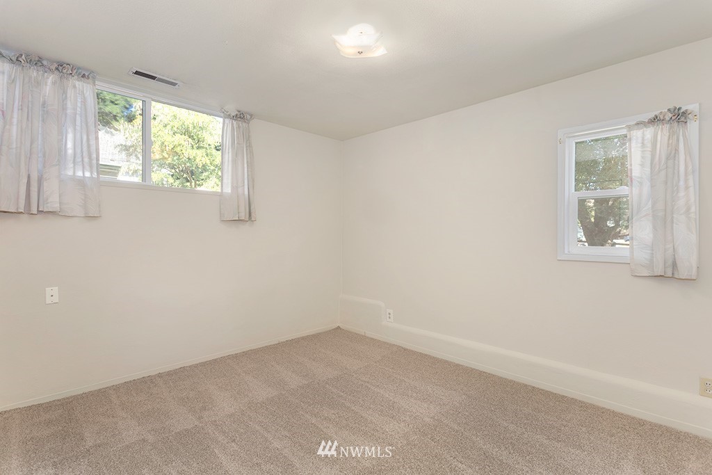932 North 89th Street Seattle, WA 98103 - Photo 10 of 23 Gallery Image 10