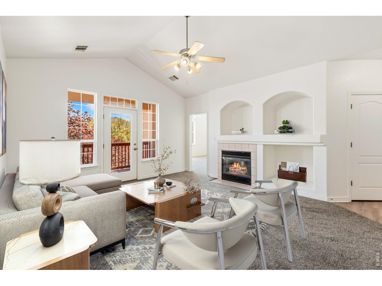 4672 West 20th Road, Unit 2323 Greeley, CO 80634 - Photo 2 of 34 Vaulted ceilings in main living room area