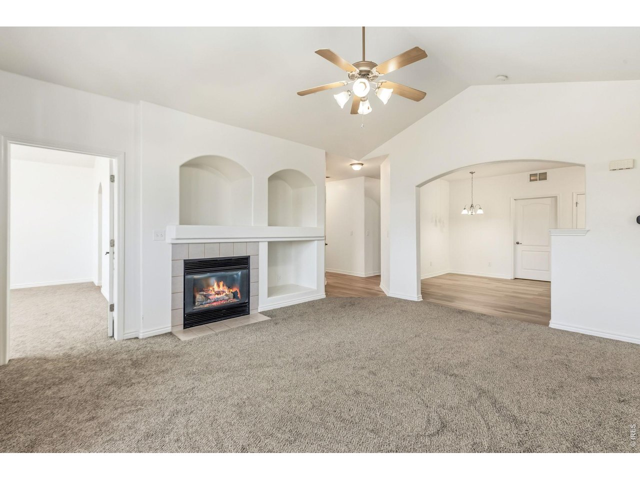 4672 West 20th Road, Unit 2323 Greeley, CO 80634 - Photo 7 of 34 Tons of natural light