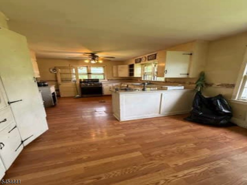 37 Hope Road Great Meadows, NJ 07838 - Photo 4 of 8 Gallery Image 4