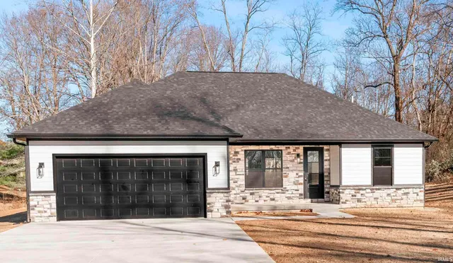 $405,000 | 8190 South Stanford Road, Bloomington, IN 47403