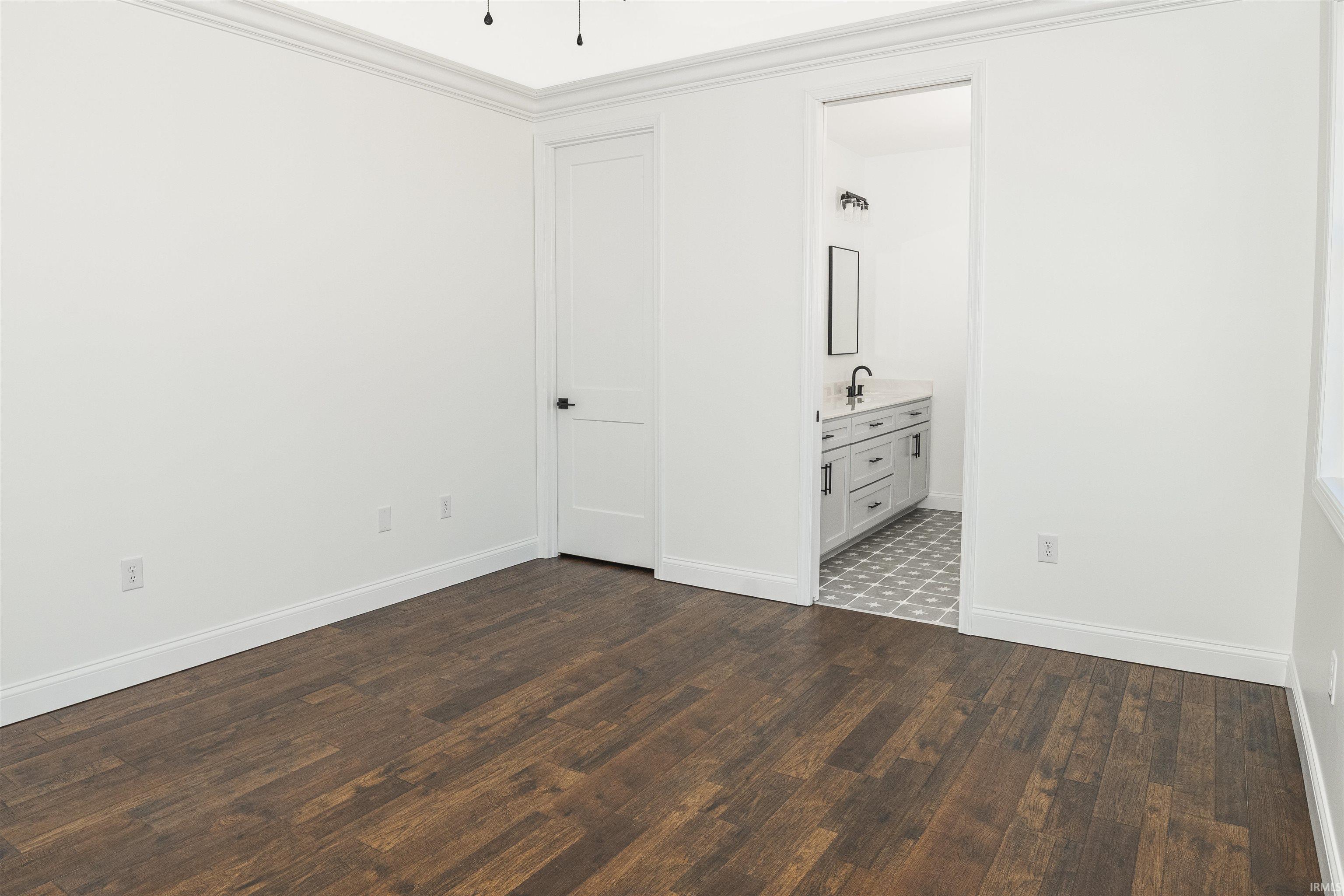 8190 South Stanford Road Bloomington, IN 47403 - Photo 15 of 30