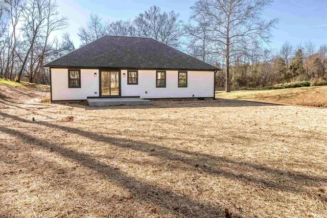 $405,000 | 8190 South Stanford Road, Bloomington, IN 47403