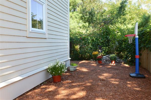67 Bay State Road, Unit 5 Cambridge, MA 02138 - Photo 23 of 27 Gallery Image 23
