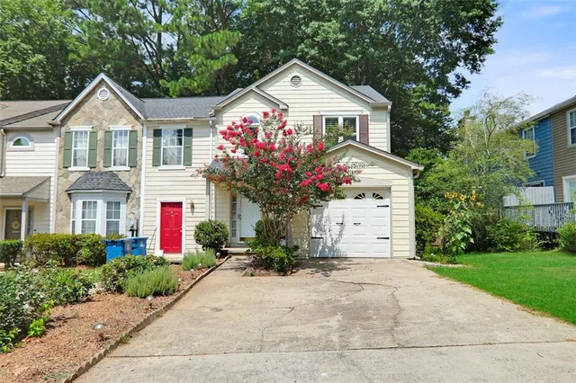 $325,000 | 3005 Regal Park Court, Duluth, GA 30096