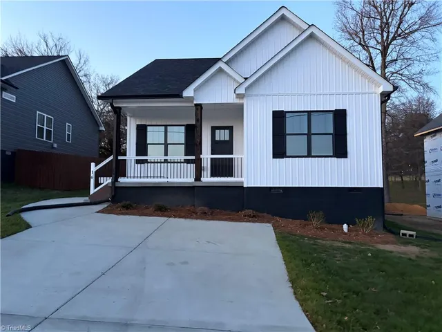 $259,900 | 16 West Colonial Drive, Thomasville, NC 27360