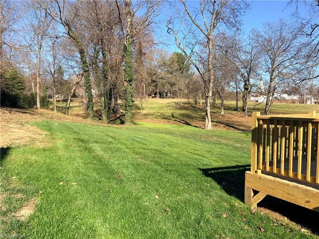 $259,900 | 16 West Colonial Drive, Thomasville, NC 27360