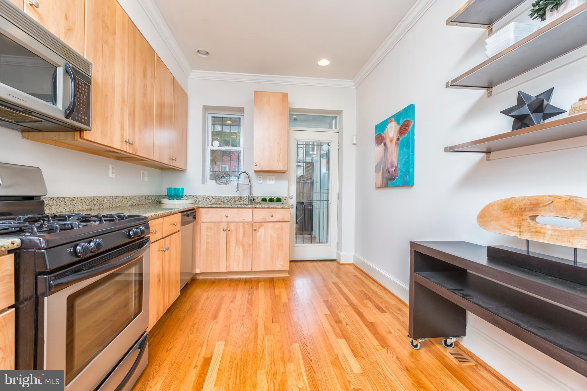 636 L Street Northeast Washington, DC 20002 - Photo 9 of 27 Kitchen