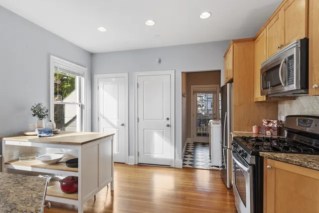 $734,900 | 10 Marlboro Street, Unit 1, Belmont, MA 02478