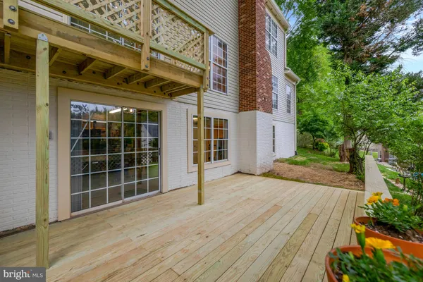 $860,000 | 30125 Merchant Court, Great Falls, VA 22066