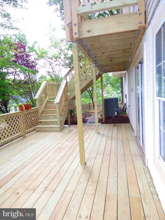 $860,000 | 30125 Merchant Court, Great Falls, VA 22066