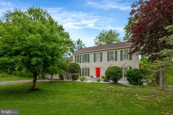 $860,000 | 30125 Merchant Court, Great Falls, VA 22066