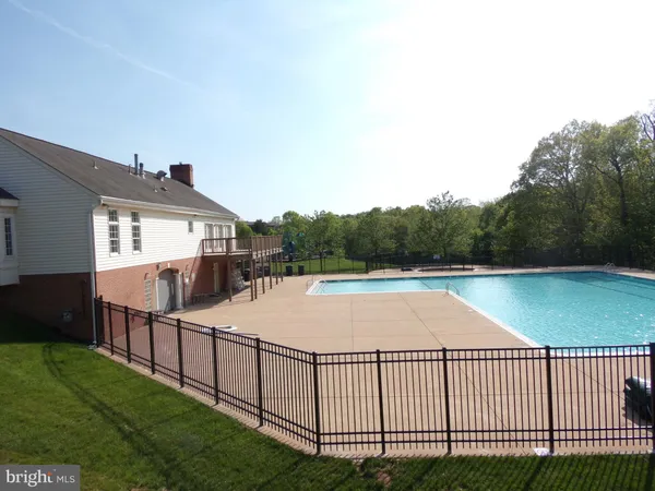 $860,000 | 30125 Merchant Court, Great Falls, VA 22066