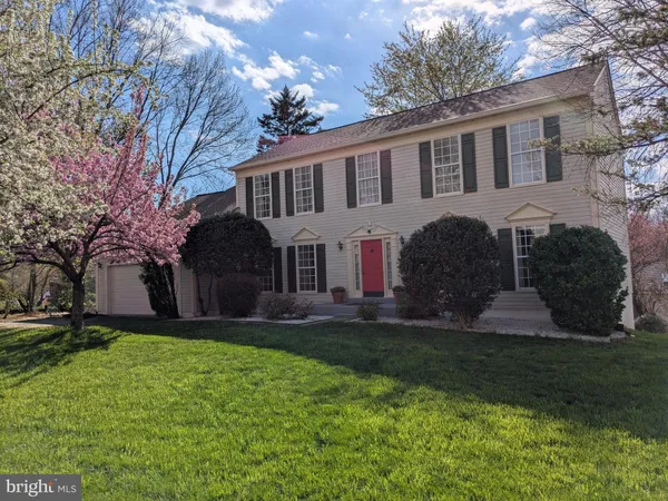 $860,000 | 30125 Merchant Court, Great Falls, VA 22066